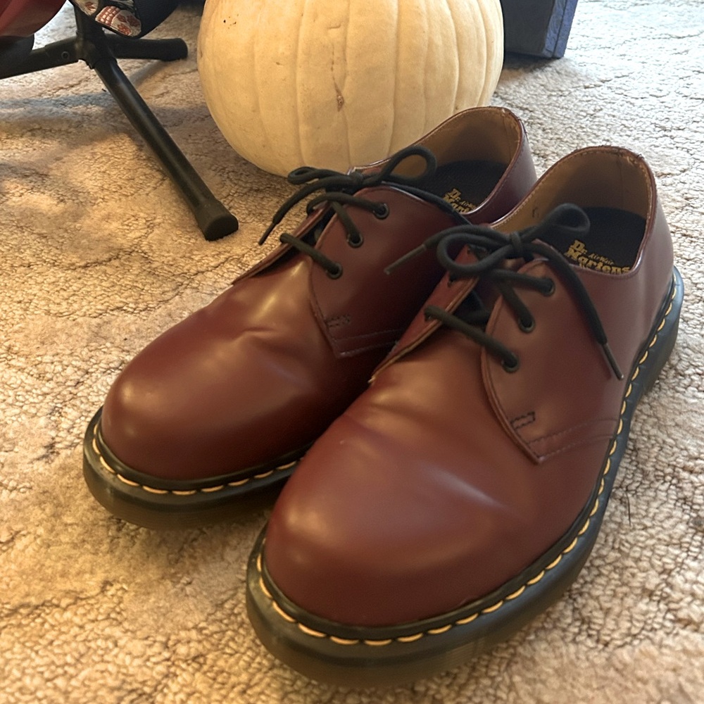 Dr Marten Oxford Shoes - Picture 2 of 6